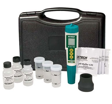 Autoranging Conductivity/TDS/Salinity Meter - Waterproof IP57 | Extech EC400